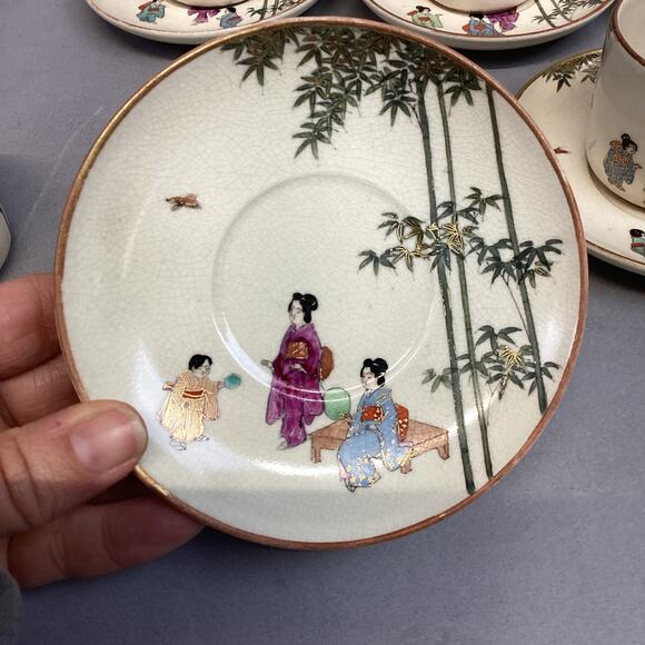 Set Of 6 Vintage Satsuma Japanese Porcelain Cups & Saucers - Picture 5 of 16